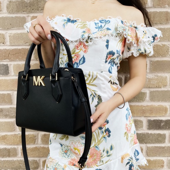 Michael Kors Handbags - 👜💕-NWT Michael Kors Satchel &Crossbody